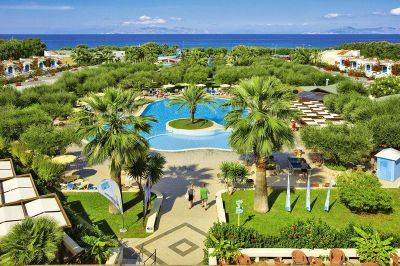 alex beach hotel
