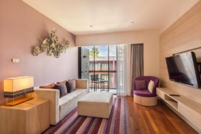 holiday inn express phuket patong beach central