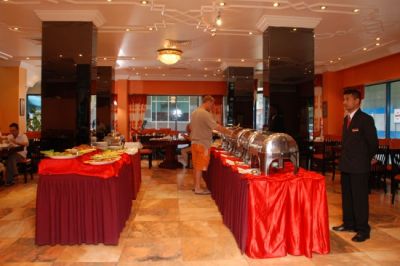 al bustan hotel flats