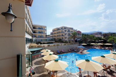 ramada attica riviera