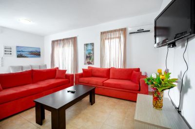 gennadi gardens apartments