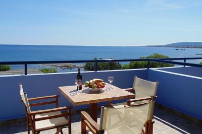 paraktio beach apartments