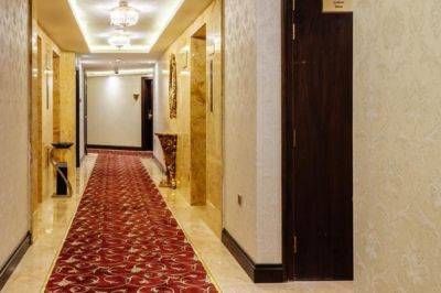 crystal plaza al majaz hotel(ex.tulip inn al khan hotel sharjah)