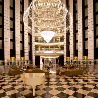 delphin imperial lara
