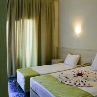 vela hotel icmeler