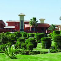coral sea holiday resort & aqua park