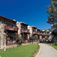 camelot boutique & beach hotel