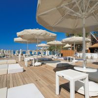 camelot boutique & beach hotel