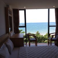 lara dinc hotel