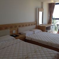 lara dinc hotel