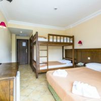 oz side hotel