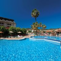 julian club hotel