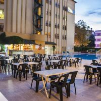 kleopatra beach hotel