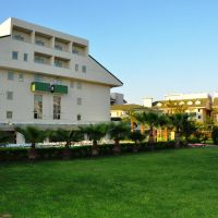 side breeze hotel