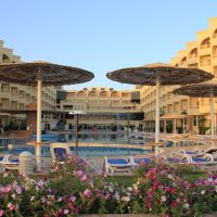 amc royal resort