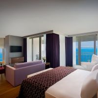 akra hotel