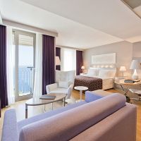 akra hotel