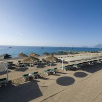 pirates beach club
