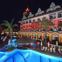 Side Crown Palace Hotel