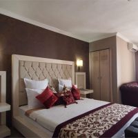 romance beach hotel