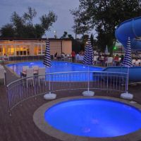 aperion beach hotel