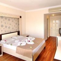 aperion beach hotel