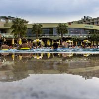 von resort golden coast