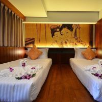 lap roi karon beachfront hotel & resort