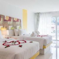tuana patong holiday