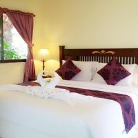 hyton leelavadee phuket