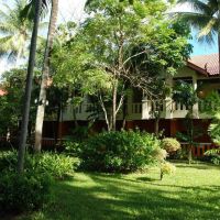 hyton leelavadee phuket