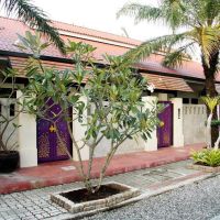 the old phuket karon beach resort