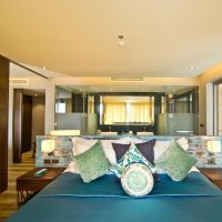 le coral hideaway beyond phuket