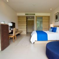 holiday inn phuket mai khao beach