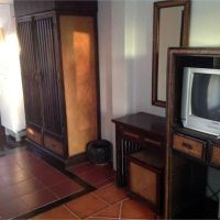 porter house (ex.le tong beach patong)