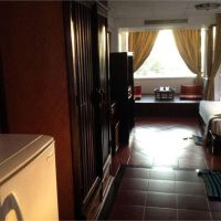 porter house (ex.le tong beach patong)