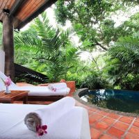 mom tri's villa royale