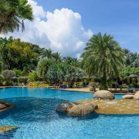 movenpick resort & spa karon beach