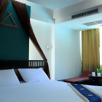 porter house (ex.le tong beach patong)