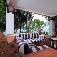 mom tri's villa royale