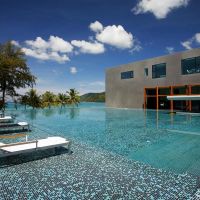 b-lay tong phuket