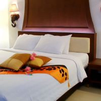 aiyara grand hotel