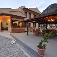 belcehan beach hotel