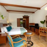 woodlands hotel