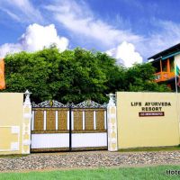 life ayurveda resort