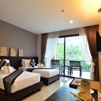 chaweng noi pool villa