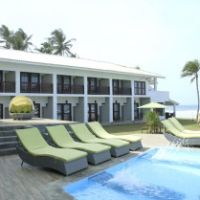 avenra beach hikkaduwa