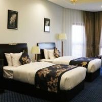 red castle hotel