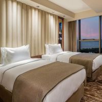holiday inn antalya