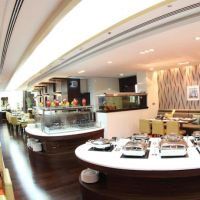 time oak hotel & suites